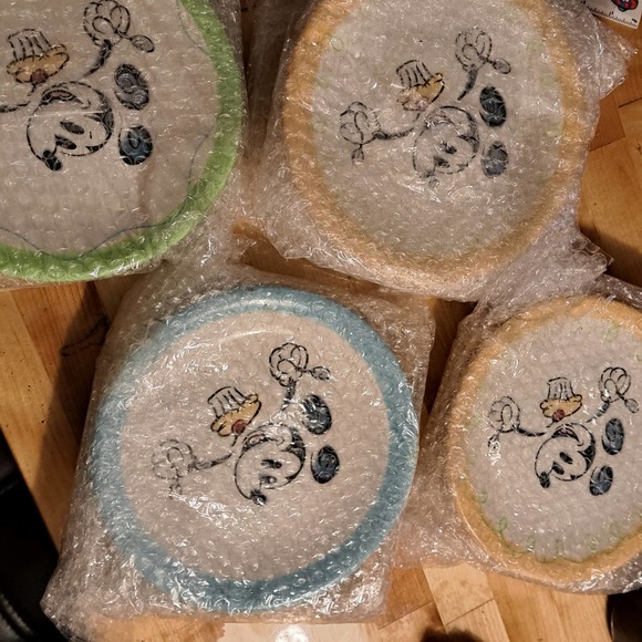 ADORABLE!! Vintage Disney Store Mickey Ceramic Dessert Plates set of 9 - Picture 6 of 7